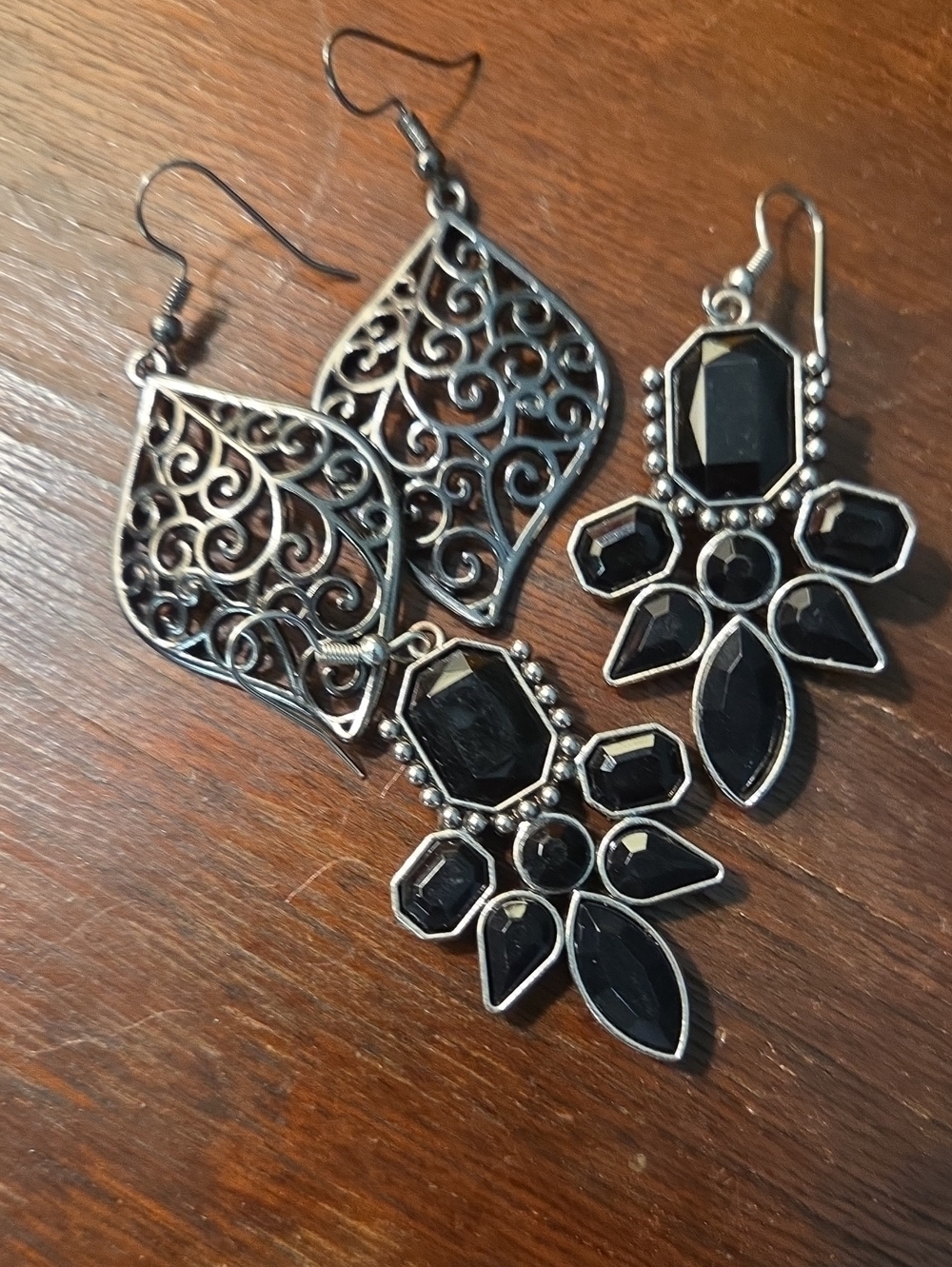 Silver-Tone Black Gem Drop Earrings - Elegant Women’s Jewelry
